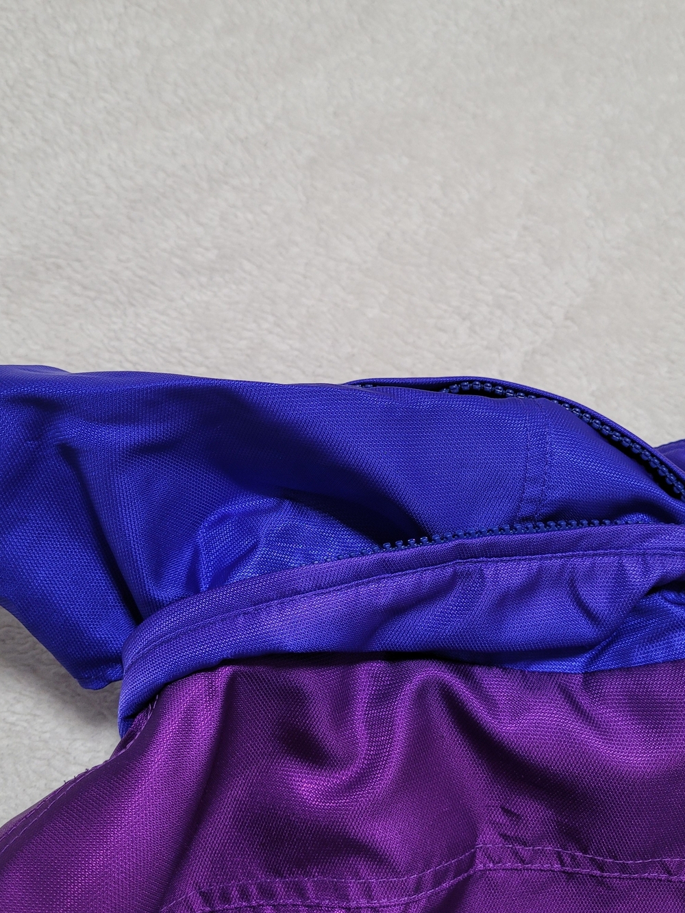 Vintage Schneider Men's Purple & Blue Ski Jacket - Picture 12 of 13